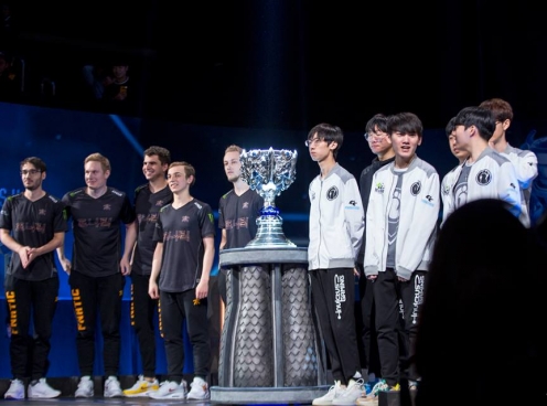 Chung kết CKTG 2018 | Invictus Gaming vs Fnatic: Liệu nhà vua có quay trở lại ?